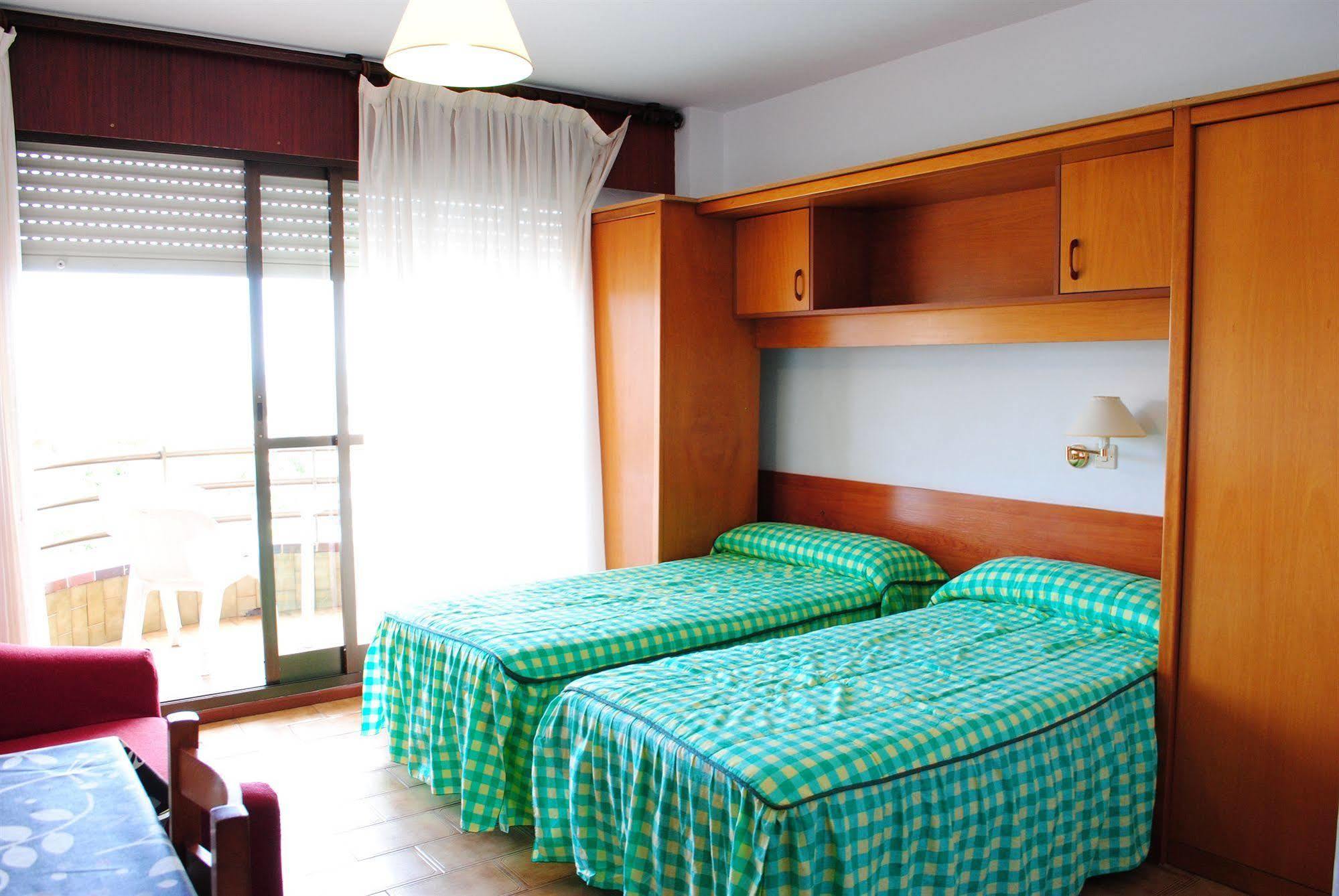 Apartamentos Suaces 诺哈 外观 照片