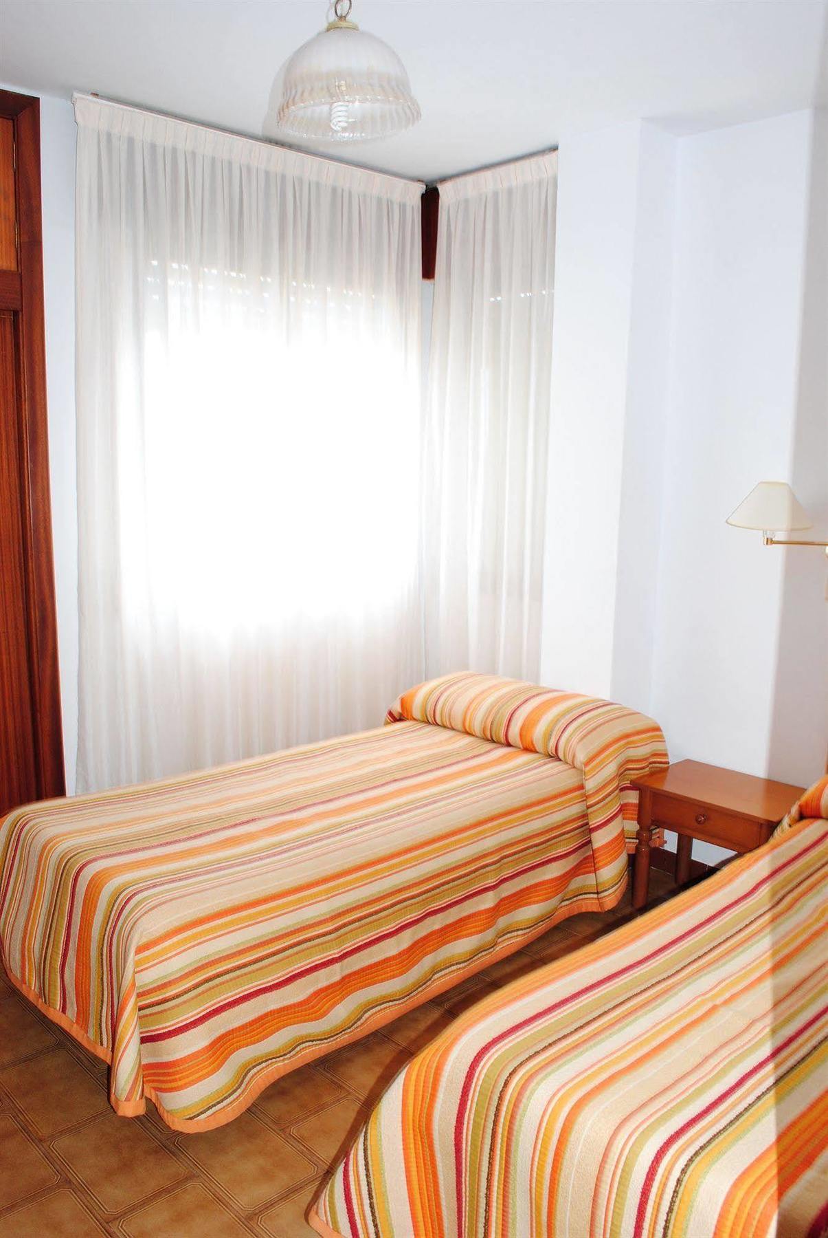 Apartamentos Suaces 诺哈 外观 照片